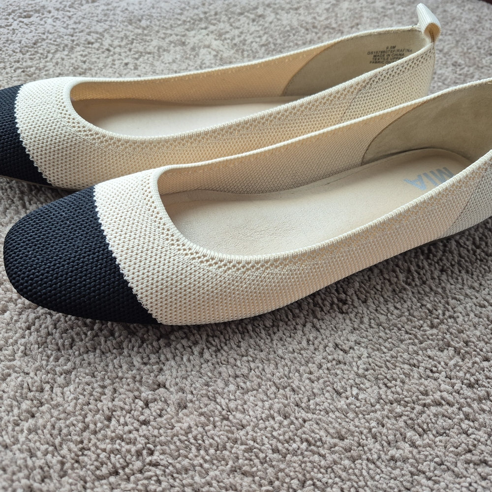 MIA Cream and Black Women's Flats